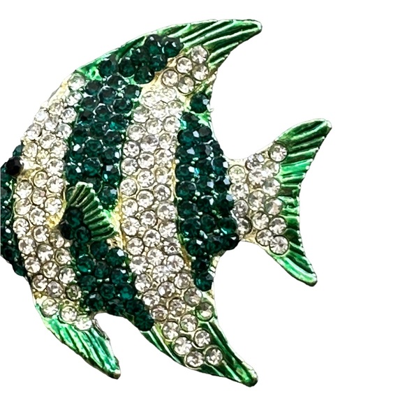 Green and White Rhinestone Angelfish Brooch Pin - Picture 3 of 7